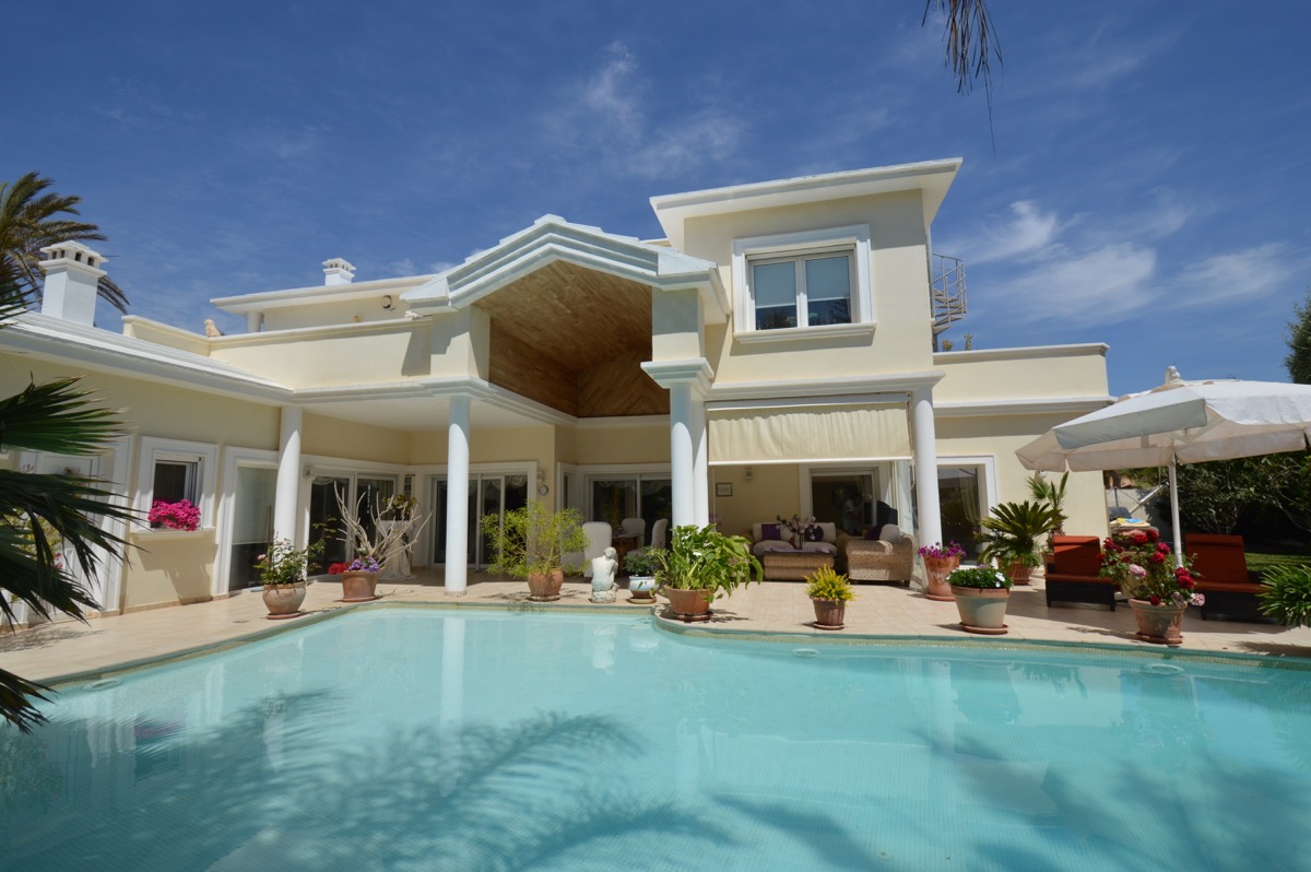 Вилла с 4 спальнями в Кабо Роиг, Испания № 437