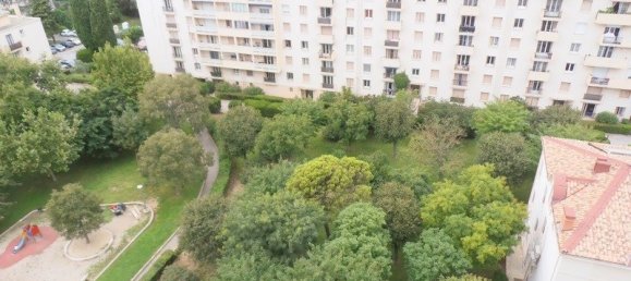 3 bedrooms Apartment in Marseille, France No. 192130 17