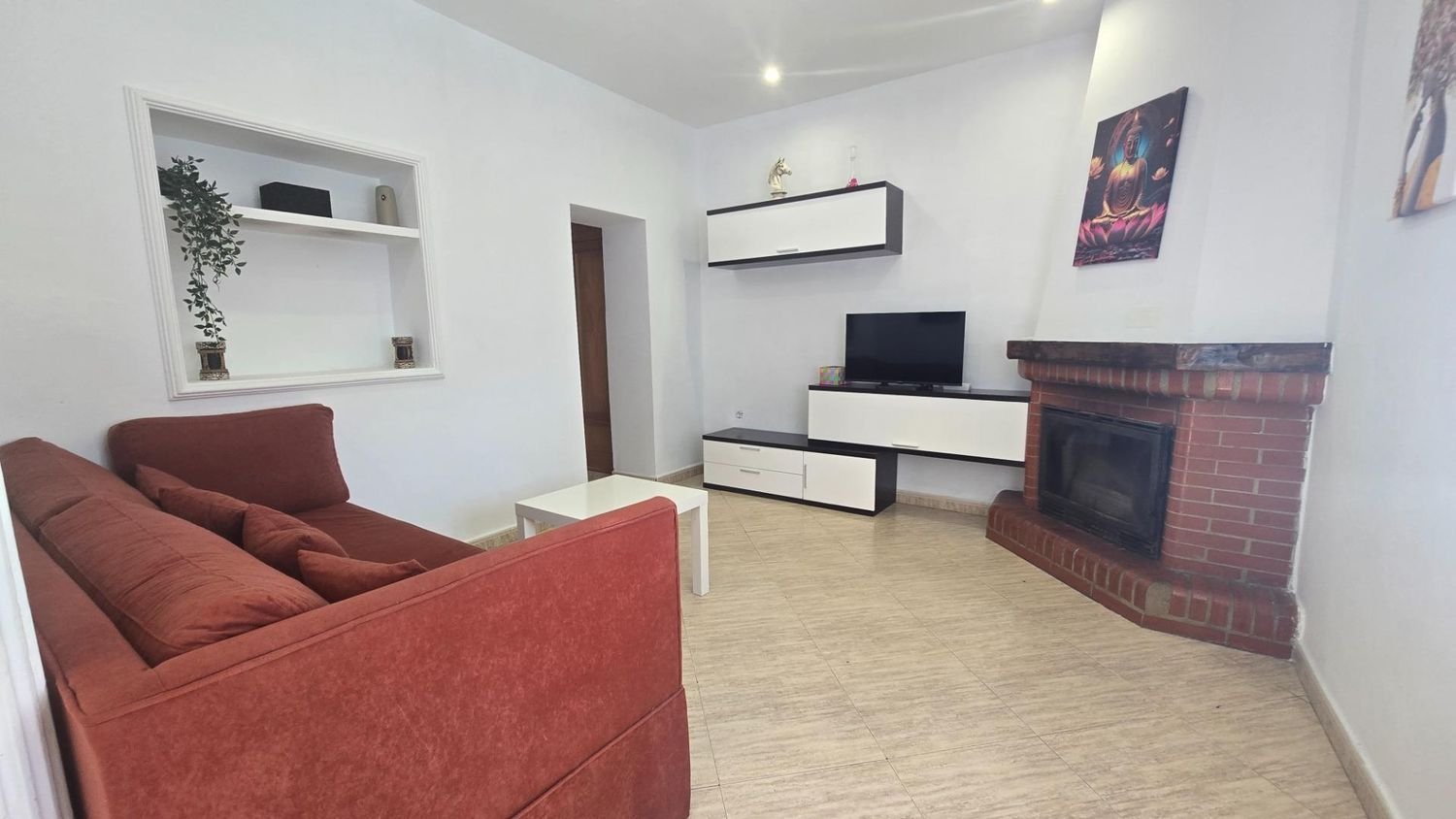 2 غرف نوم تاون هاوس في La Linea de la Concepcion, Spain رقم 135673