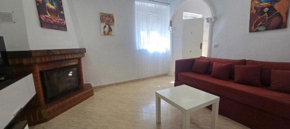 2 غرف نوم تاون هاوس في La Linea de la Concepcion, Spain رقم 135673 2