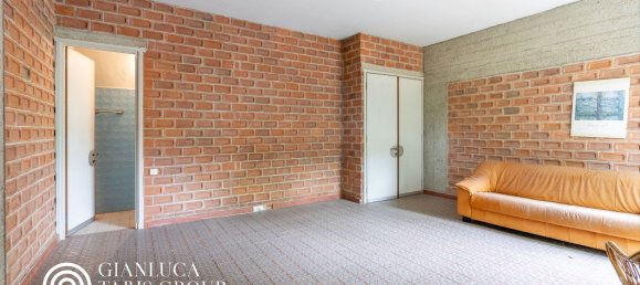 15-salle Villa à Turin, Italy No. 298411 30