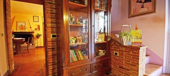 4 bedrooms House in Altopascio, Italy No. 117534 20