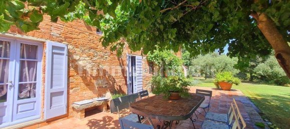 4 bedrooms House in Altopascio, Italy No. 117534 7