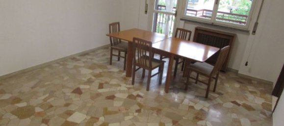 4 rooms Apartment in Milan, Italy No. 244785 2