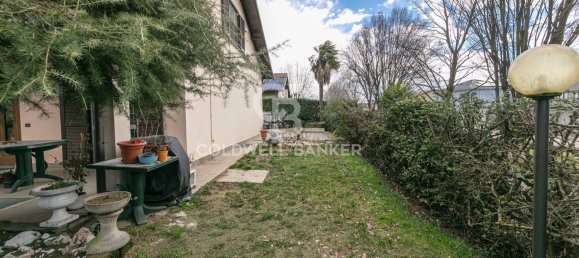 5 Schlafzimmer Haus in Samarate, Italy, Nr. 334217 26