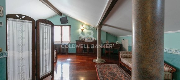 5 Schlafzimmer Haus in Samarate, Italy, Nr. 334217 17