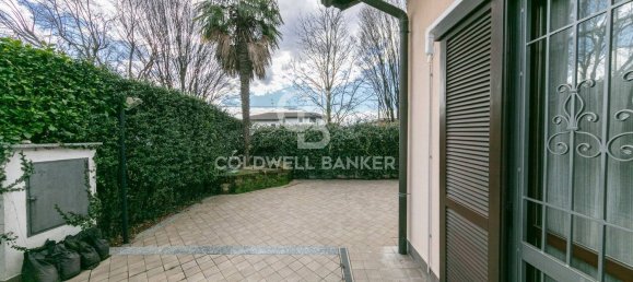 5 Schlafzimmer Haus in Samarate, Italy, Nr. 334217 10