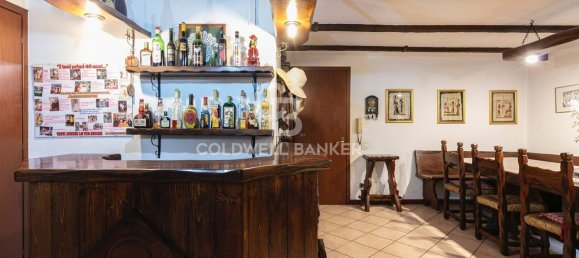 5 Schlafzimmer Haus in Samarate, Italy, Nr. 334217 24