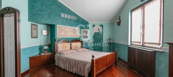 5 Schlafzimmer Haus in Samarate, Italy, Nr. 334217 19