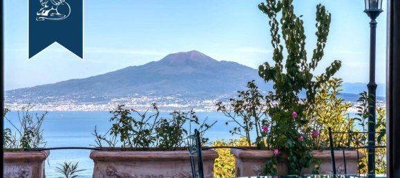 4 bedrooms Villa in Vico Equense, Italy No. 56598 4