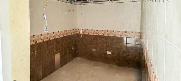 418.1m² Warehouse in Al Quoz, UAE No. 41605 6