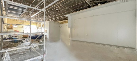 418.1m² Warehouse in Al Quoz, UAE No. 41605 4