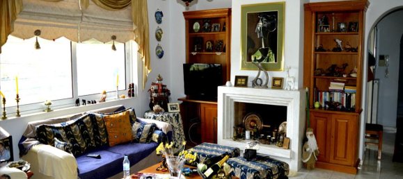 4 bedrooms Villa in Corinth, Greece No. 6360 10