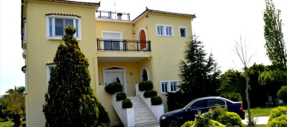 4 bedrooms Villa in Corinth, Greece No. 6360 3