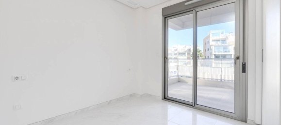 2 chambres Appartement à Alicante, Spain No. 139697 9