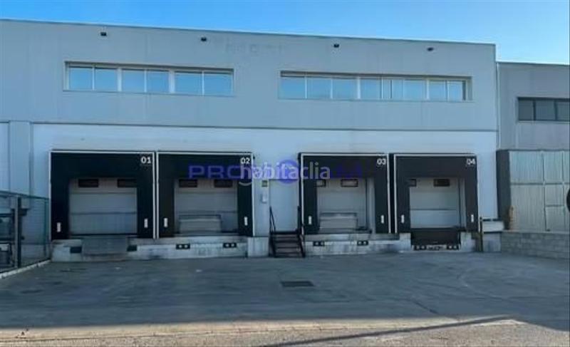 700m² Warehouse in Andalusia, Spain No. 218492