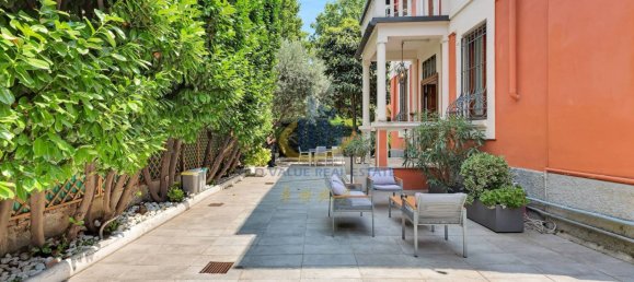 8 bedrooms Villa in Milan, Italy No. 326218 4