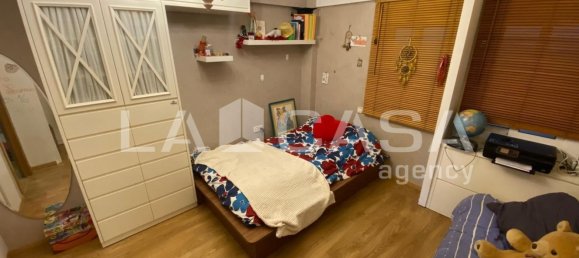 2 bedrooms Apartment in Santa Coloma de Gramenet, Spain No. 133999 12