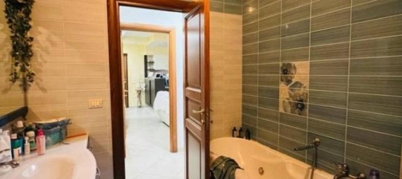 3 rooms Apartment in Marano di Napoli, Italy No. 26675 6