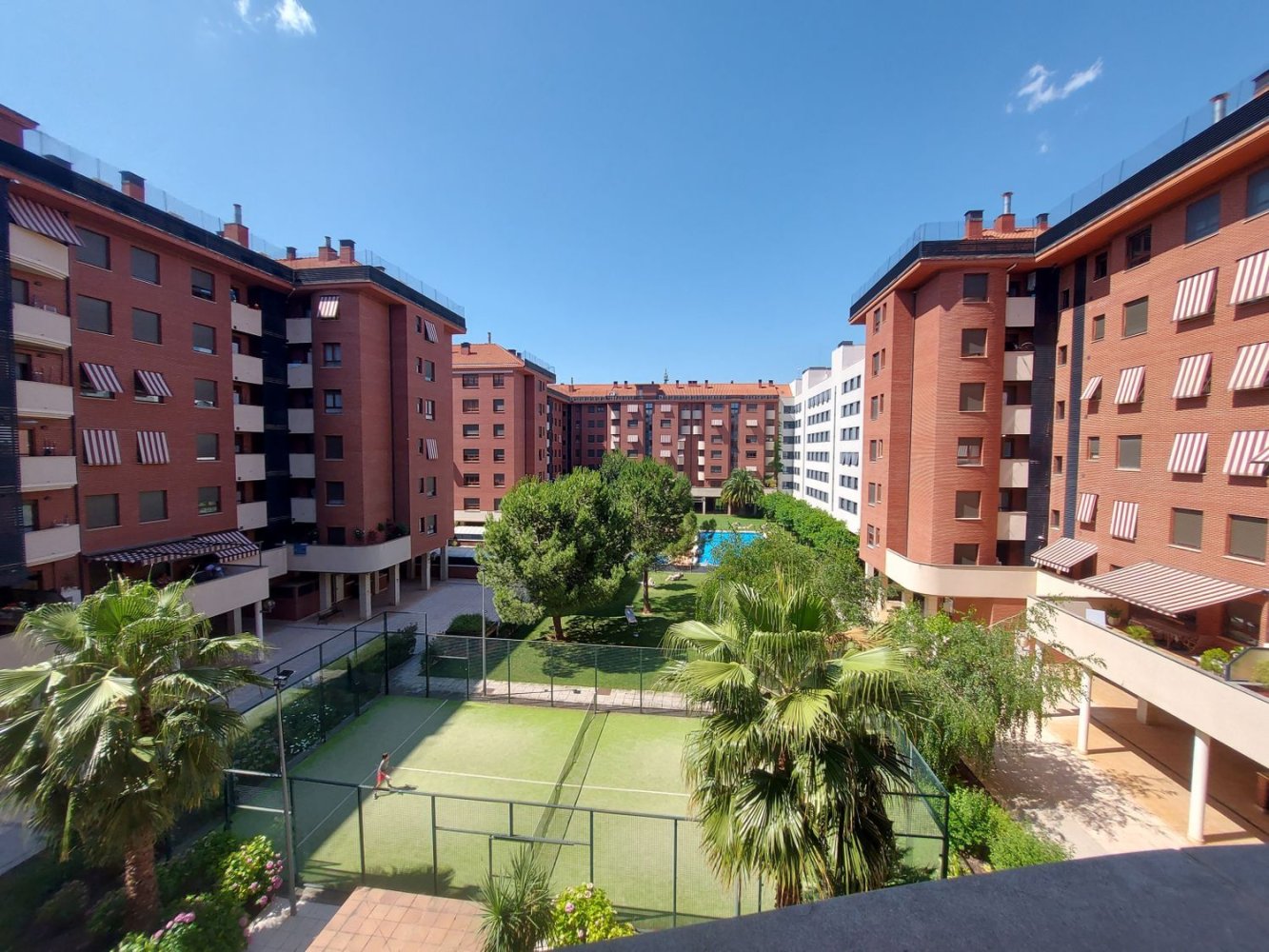 3 Schlafzimmer Wohnung in Logrono, Spain, Nr. 165032