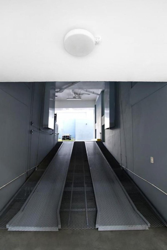  Warehouse in Buenos Aires, Argentina No. 108386