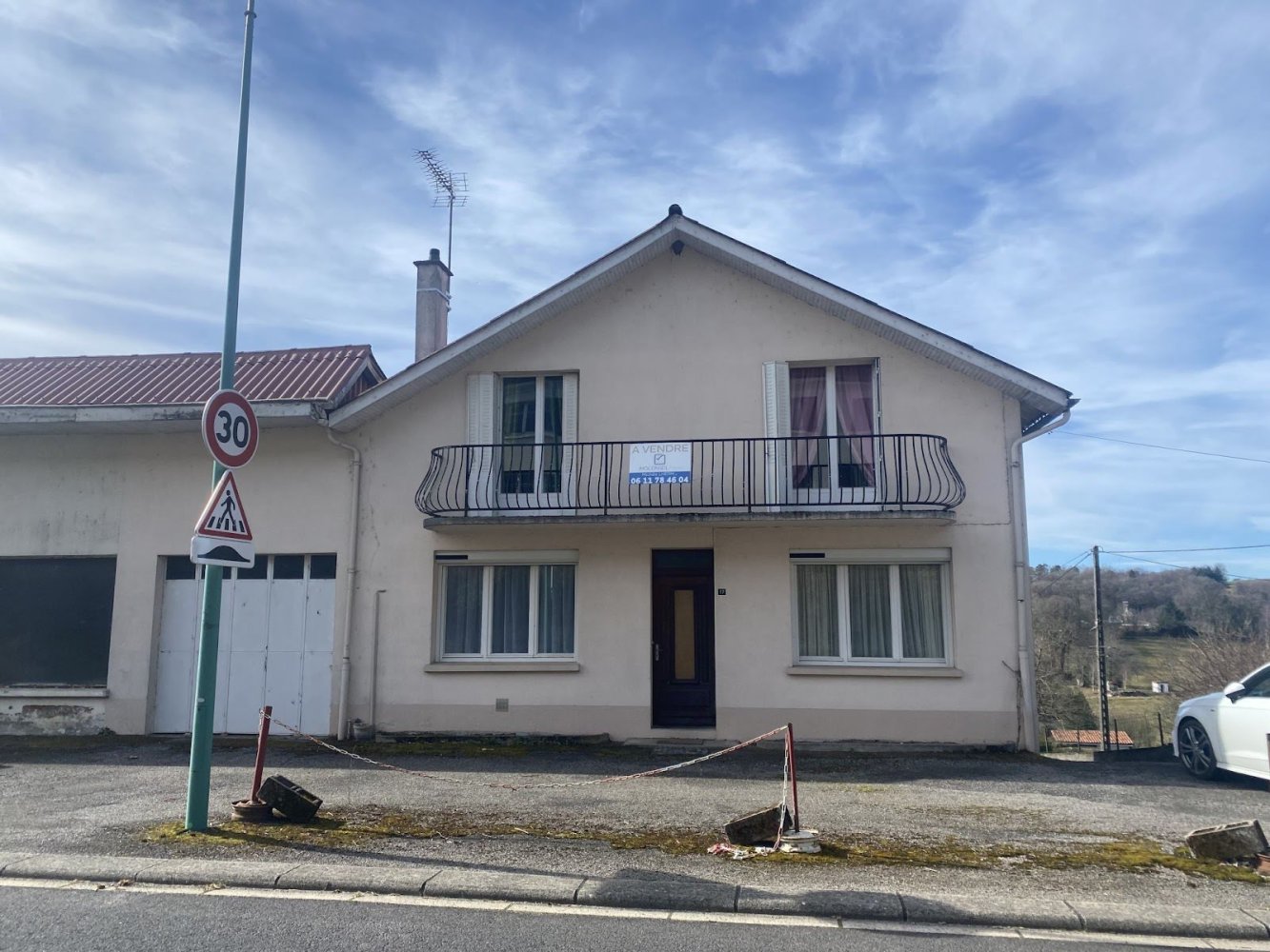 5 bedrooms House in Lot, France No. 293600