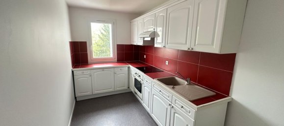 2 bedrooms Apartment in Evry, France No. 144319 5