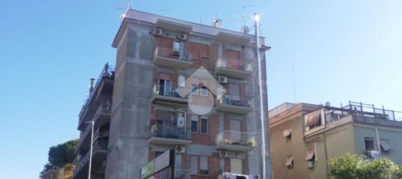 2 bedrooms Apartment in Rome, Italy No. 310087 5