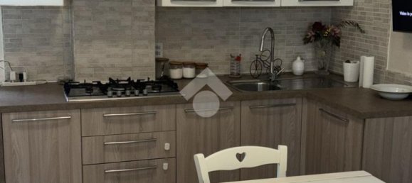 2 bedrooms Apartment in Rome, Italy No. 310087 9