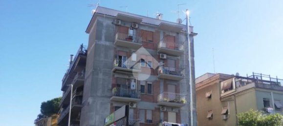 2 bedrooms Apartment in Rome, Italy No. 310087 4