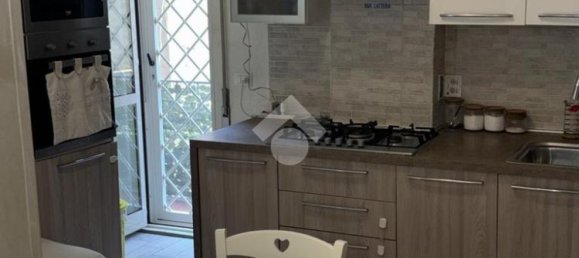 2 bedrooms Apartment in Rome, Italy No. 310087 11