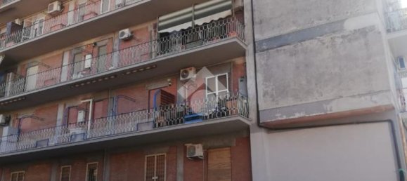 2 bedrooms Apartment in Rome, Italy No. 310087 3