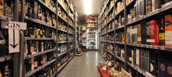 2 rooms Commercial property in Bologna, Italy No. 4646 4