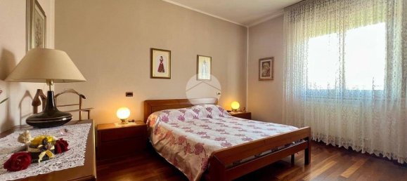 3 bedrooms Apartment in Verona, Italy No. 271314 14