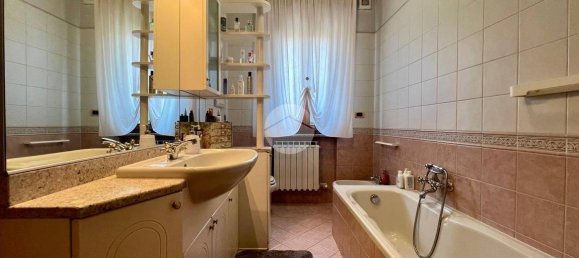 3 bedrooms Apartment in Verona, Italy No. 271314 20