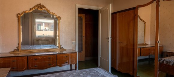 5 rooms Apartment in Velletri, Italy No. 107197 22