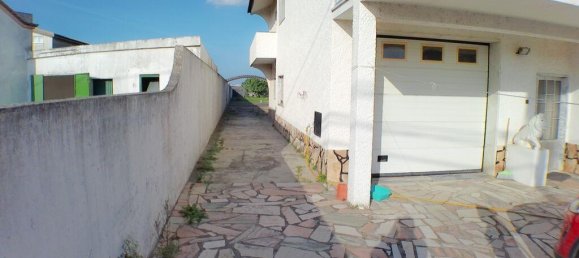 6 bedrooms House in Atouguia da Baleia, Portugal No. 115517 2