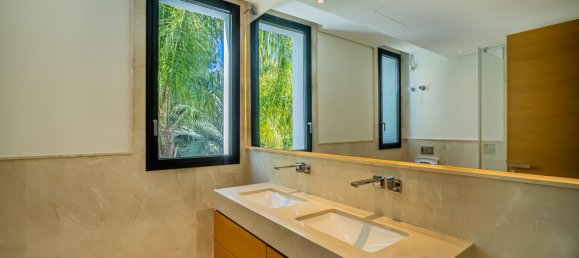 4 Schlafzimmer Gebäude in Marbella Golden Mile, Spain, Nr. 2999 18