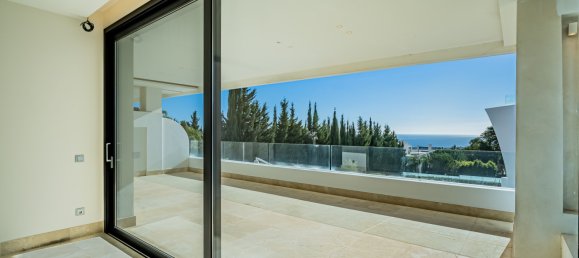 4 Schlafzimmer Gebäude in Marbella Golden Mile, Spain, Nr. 2999 7