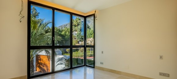 4 Schlafzimmer Gebäude in Marbella Golden Mile, Spain, Nr. 2999 17