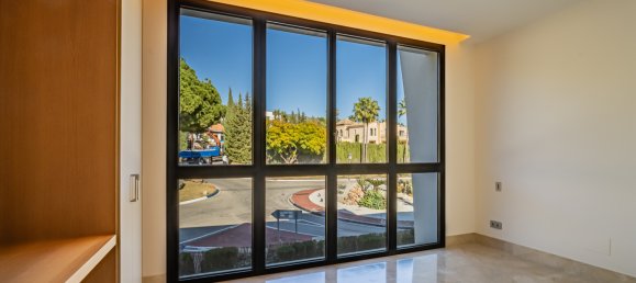 4 Schlafzimmer Gebäude in Marbella Golden Mile, Spain, Nr. 2999 15