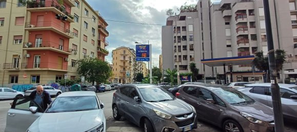 Gewerbliche Immobilie in Palermo, Italy 120m², Nr. 72765 5