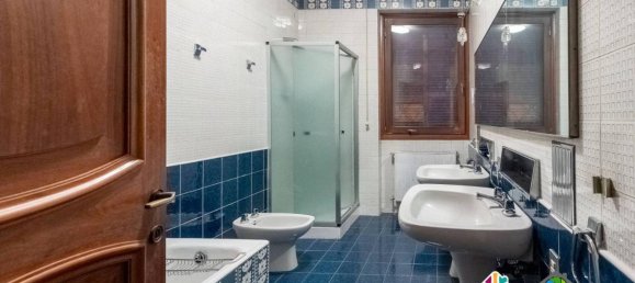 Villa de 10 habitaciónes en Carate Brianza, Italy No. 29701 45