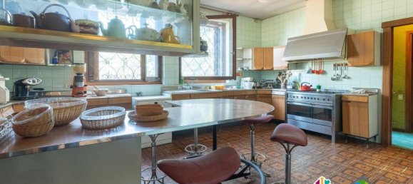 Villa de 10 habitaciónes en Carate Brianza, Italy No. 29701 22