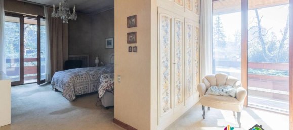 Villa de 10 habitaciónes en Carate Brianza, Italy No. 29701 29