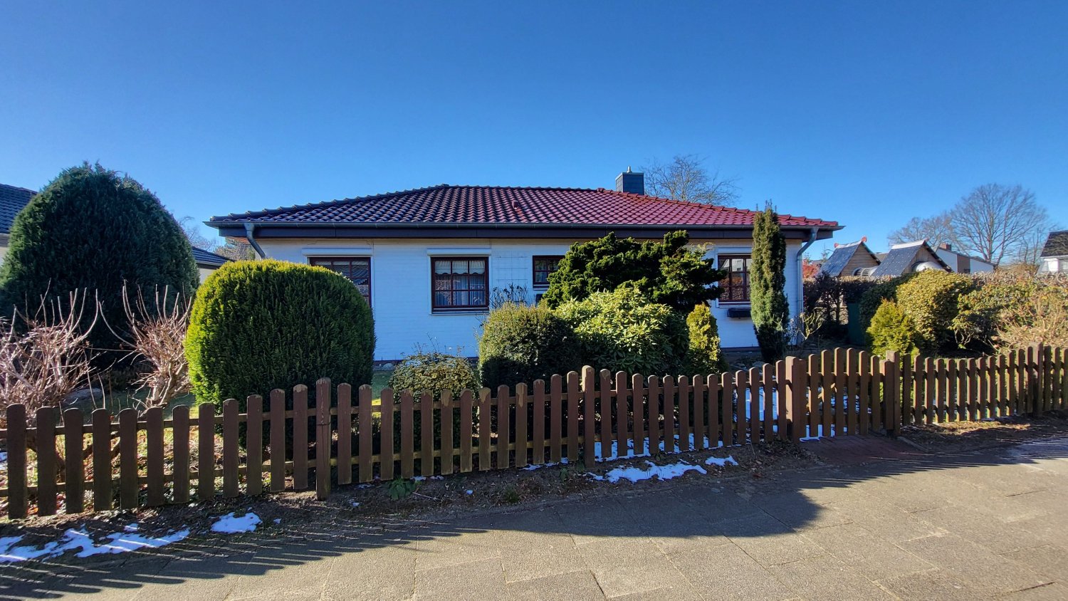 Bungalow de 4 habitaciónes en Schleswig-Holstein, Germany No. 40580