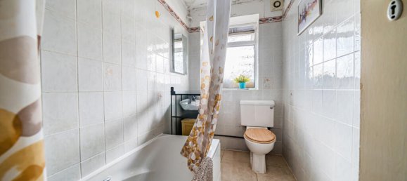 2 bedrooms Apartment in London, United Kingdom No. 7784 27