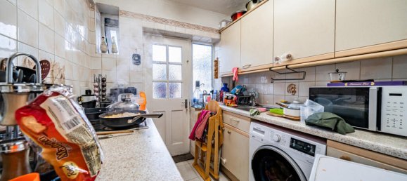 2 bedrooms Apartment in London, United Kingdom No. 7784 23