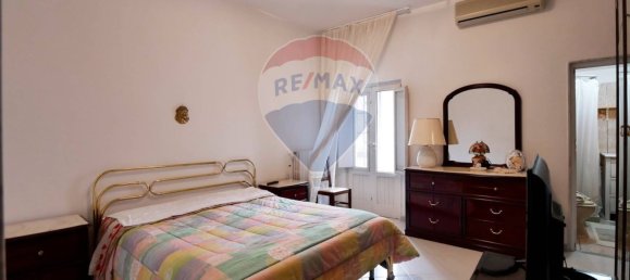 Дом с 3 спальнями в Бари, Италия № 163012 19