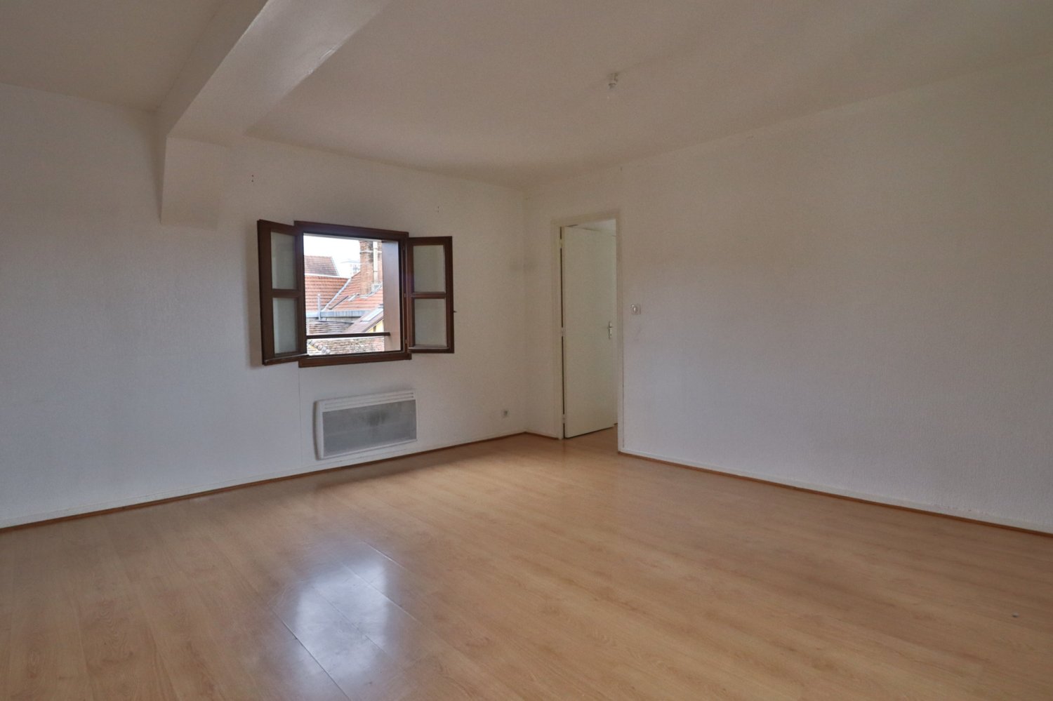 2 Schlafzimmer Wohnung in Troyes, France, Nr. 272073